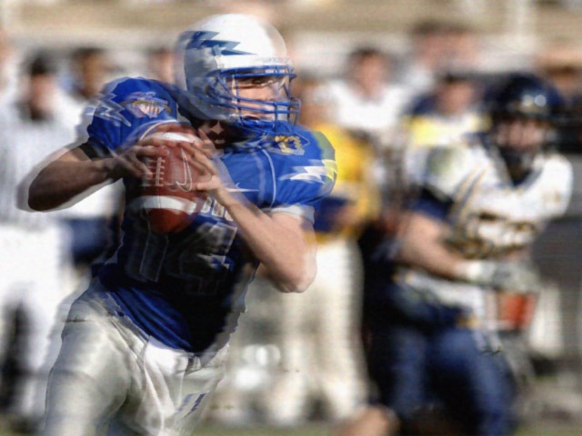 Junior quarterback Shea Smith distorted